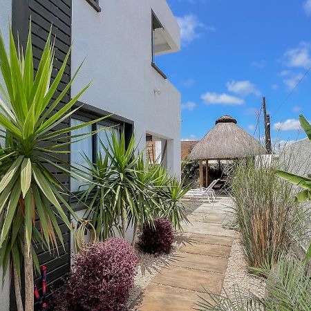 Residence Celestial - Premium 3 Bedrooms Villa With Volcanic Stone Pool Grand Baie Exterior photo
