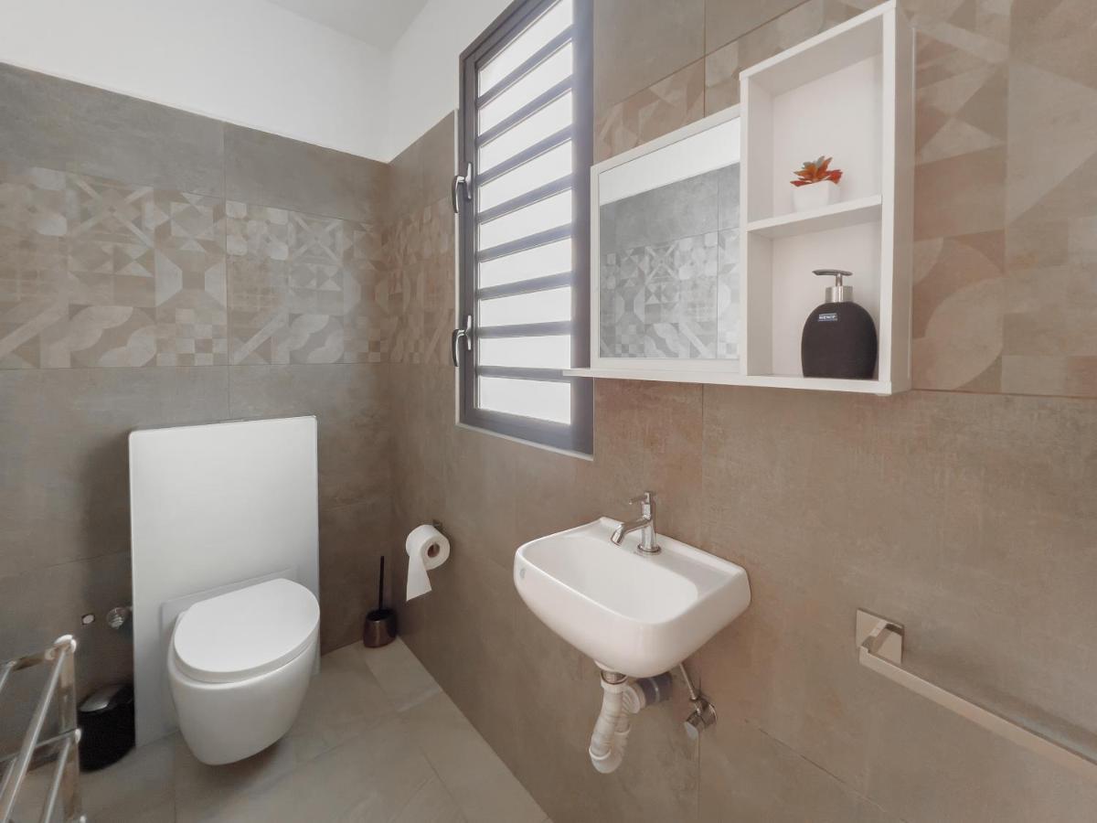 Residence Celestial - Premium 3 Bedrooms Villa With Volcanic Stone Pool Grand Baie Exterior photo