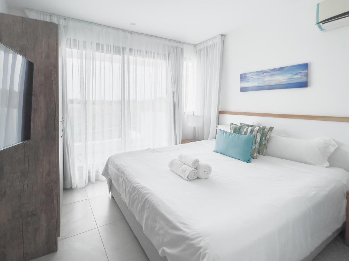 Residence Celestial - Premium 3 Bedrooms Villa With Volcanic Stone Pool Grand Baie Exterior photo